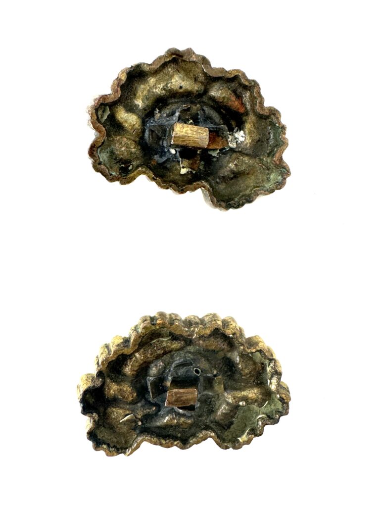牡丹図目貫