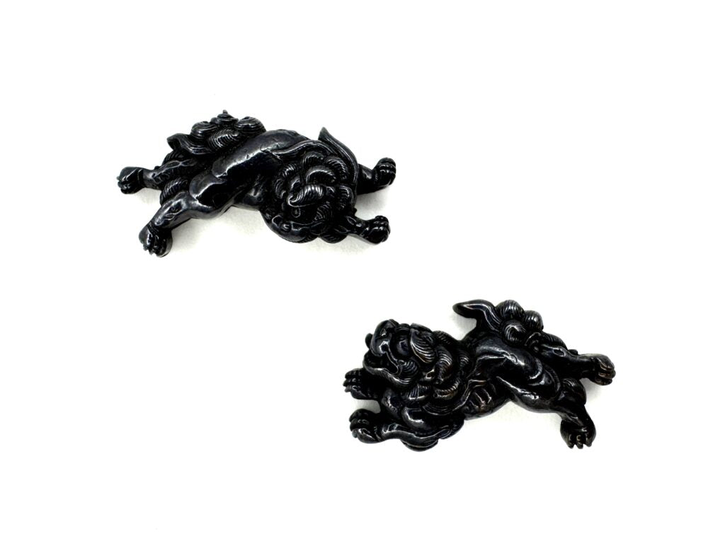 獅子図目貫