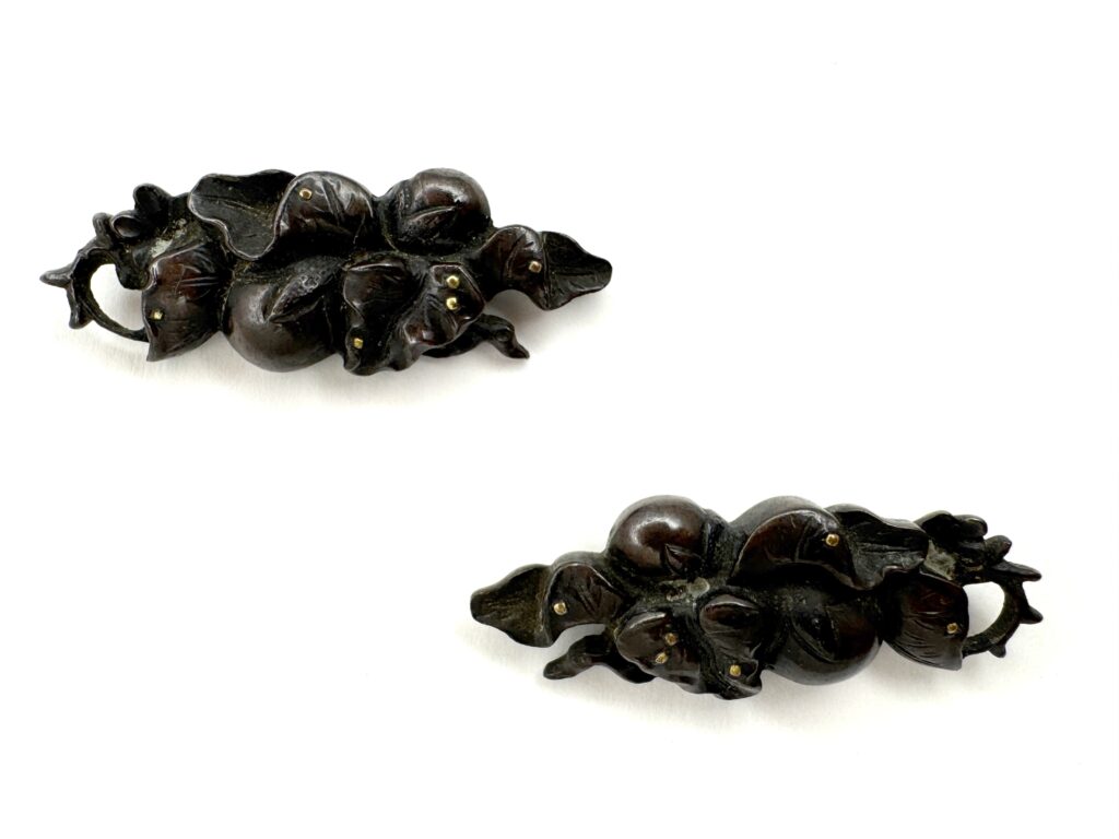 枝茄子図目貫